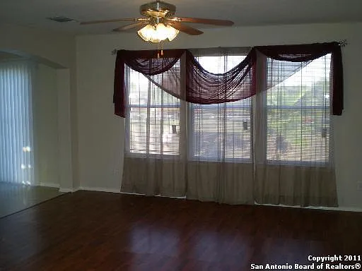 9407 Hacienda Acres San Antonio, TX. 78245 - 1 — Photo 4