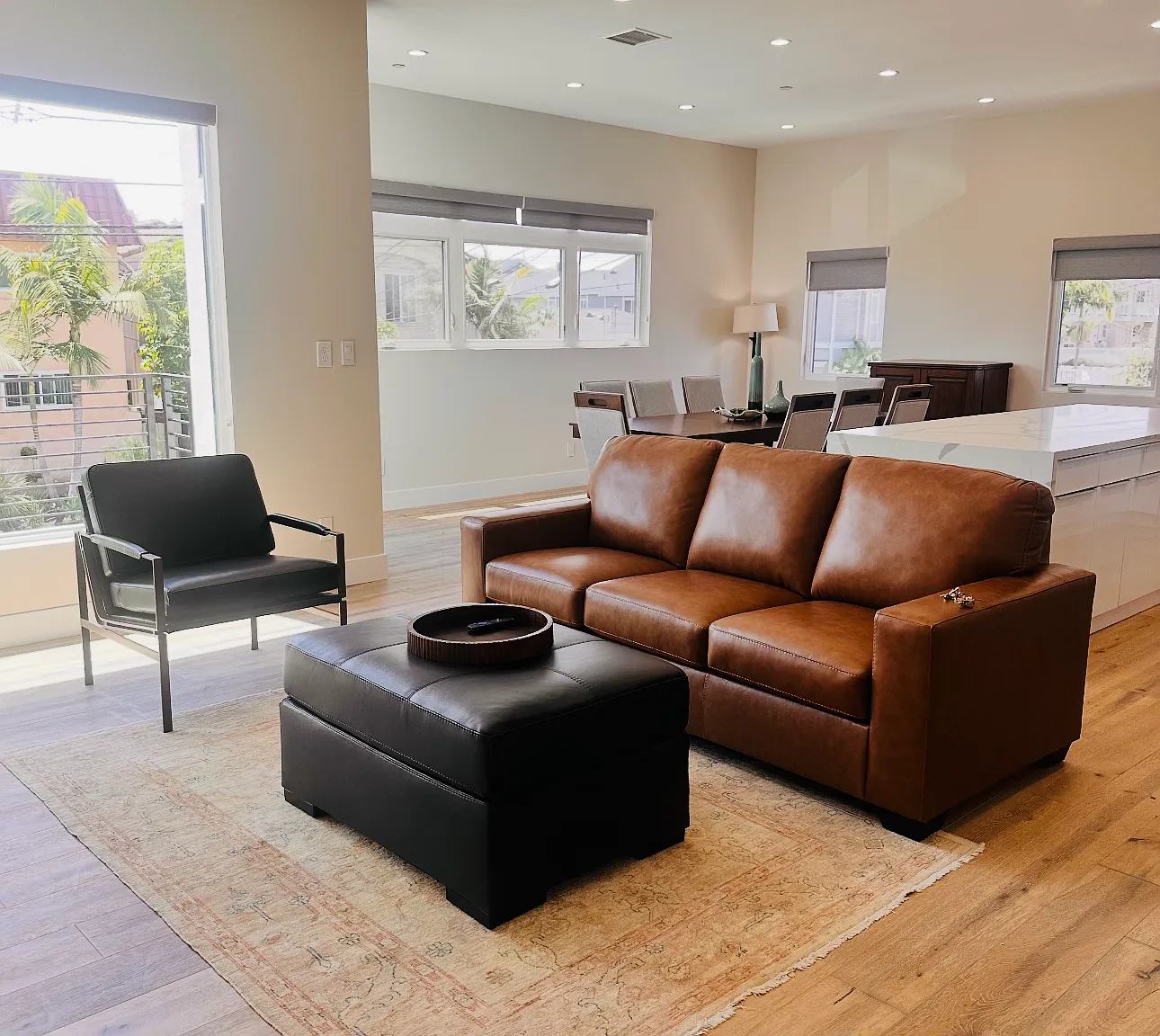 3 bed, 1750 sqft, $7,000 — Photo 4