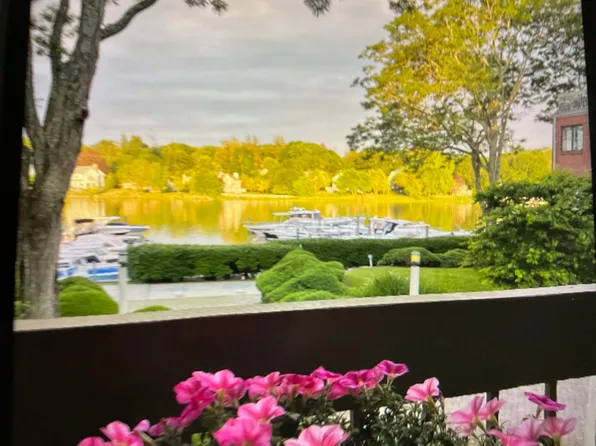 7 River Rd, Cos Cob, CT 06807