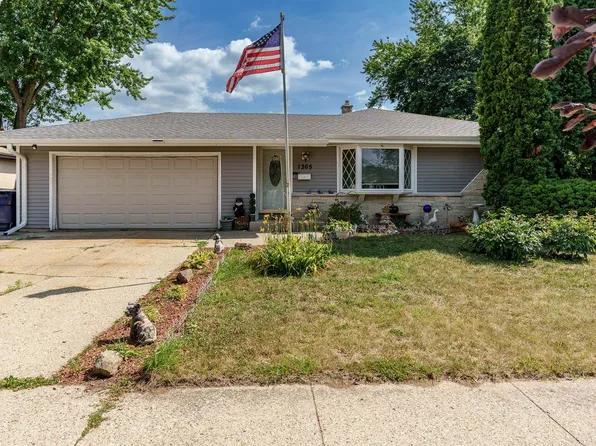 1305 Anthony Ave, Janesville, WI 53546