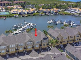 4333 Spinnaker Cove Ln, Tampa, FL 33615