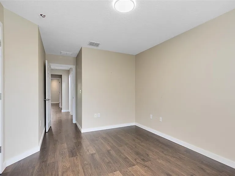 9625 Silver Buttonwood St — Photo 17