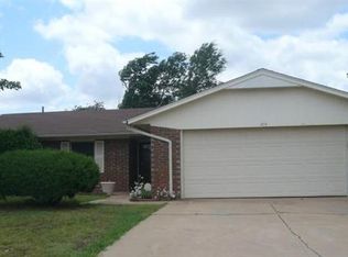 219 SW 78th St, Lawton, OK 73505