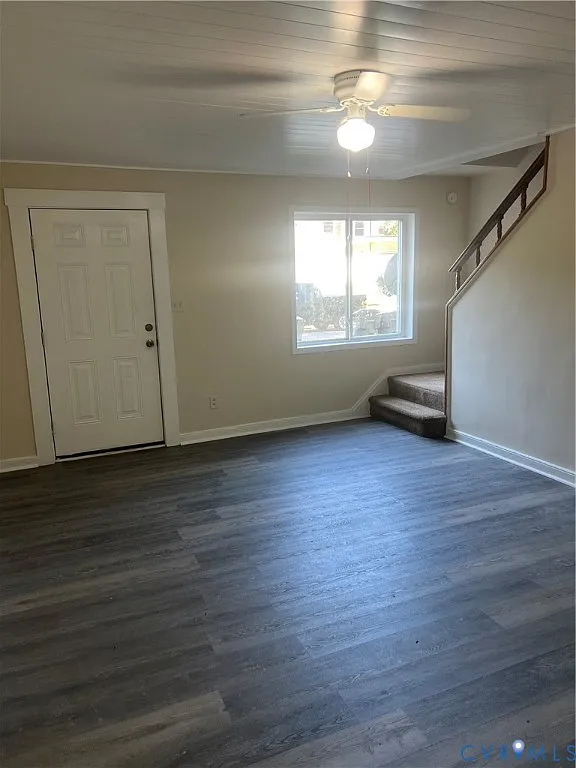 2 bed, 1.0 bath, $750 — Photo 2