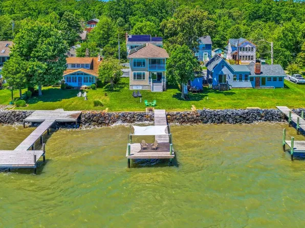 4721 Oak Rd, Shady Side, MD 20764