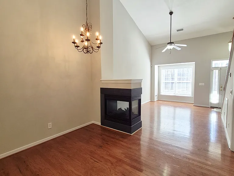 1563 Providence Knoll Dr — Photo 6