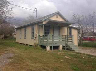 1002 Range St, Alice, TX 78332