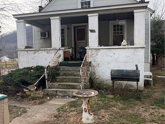 2nd image of 1706 Orchard Ave