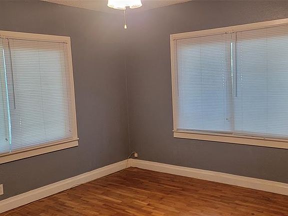 5th image of 918 N Barta Ave