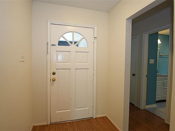 3rd image of 5721 Village Arbour Dr