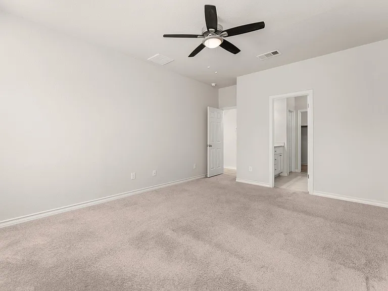 740 Aliso Trl — Photo 17