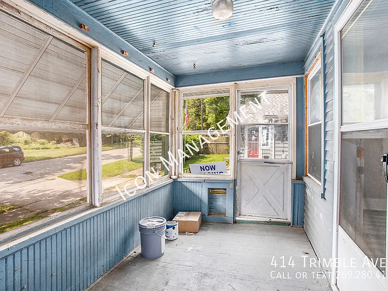414 Trimble Ave — Photo 2