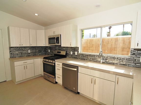 2nd image of 68050 Espada Rd