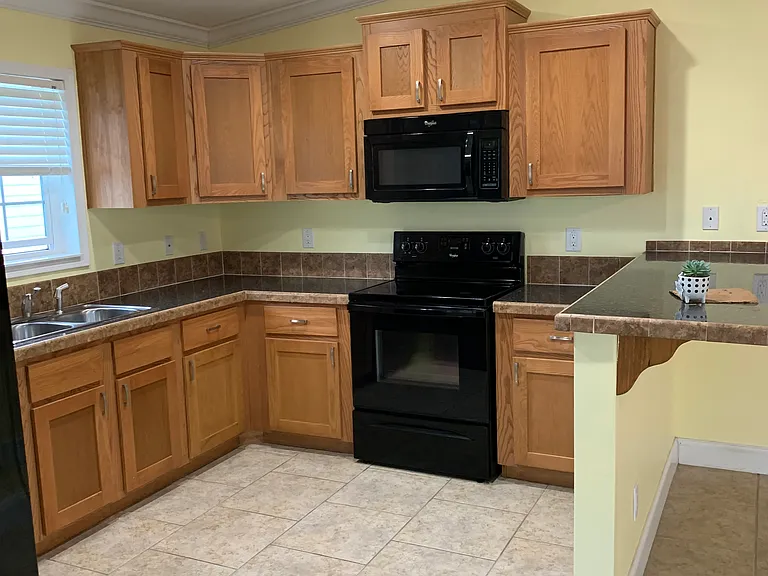 26 Palm Dr — Photo 4