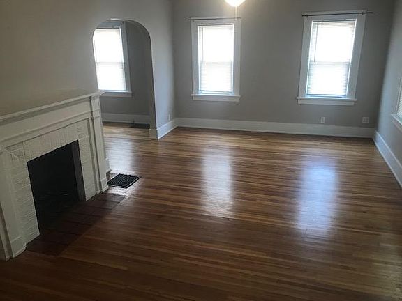 3rd image of 2719 Latonia Blvd