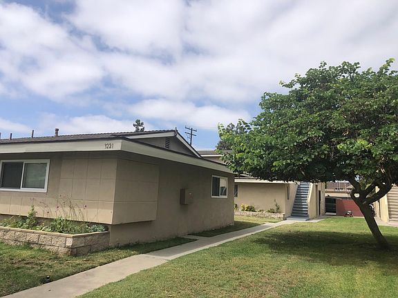 Front of 4 plex