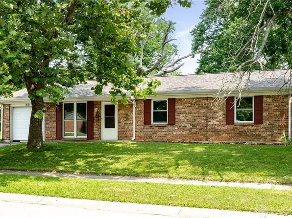 5031 Seville Dr, Englewood, OH 45322