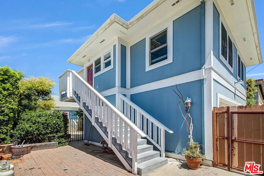 1 bed, 1.0 bath, $3,250 — Photo 3