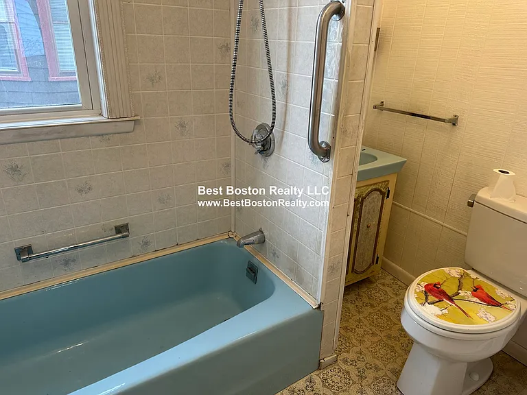7 Aldie St #1 — Photo 15