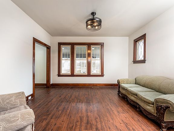 4th image of 1812 Raab Ave