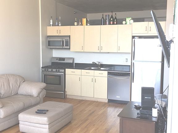 2nd image of 1720 S Michigan Ave APT 1606