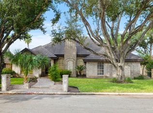 6205 N 1st Ln, McAllen, TX 78504