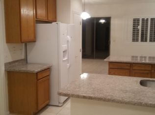 640 S Pineview Dr, Chandler, AZ 85226