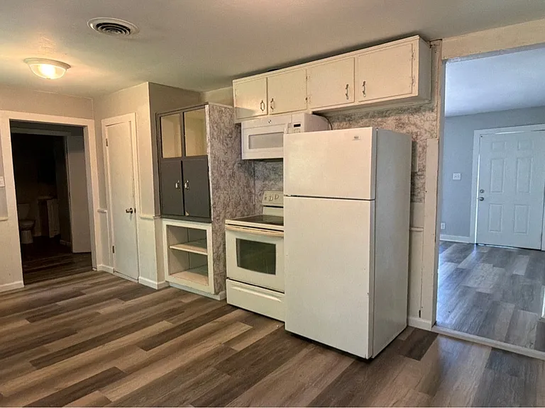 3058 Boswell Dr NW — Photo 11