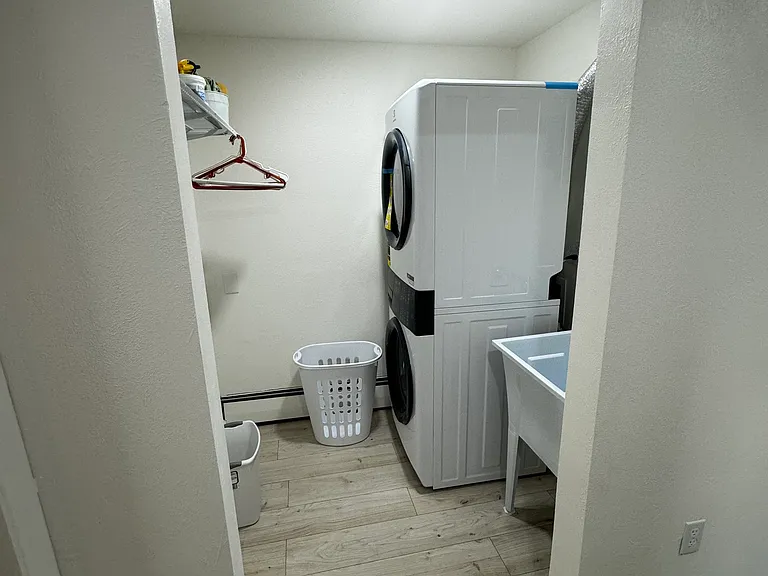 2301 Condor St — Photo 3