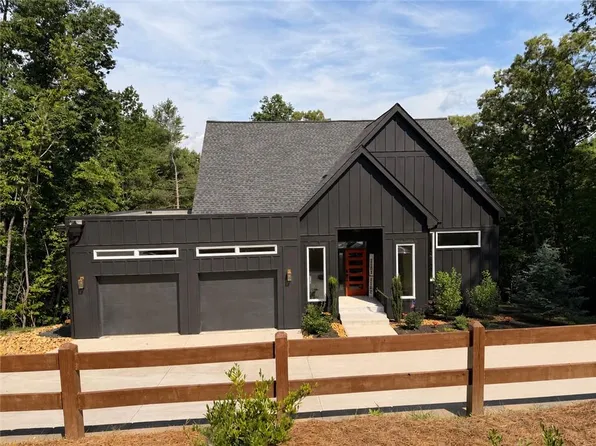 2973 Panorama Dr, Sautee Nacoochee, GA 30571
