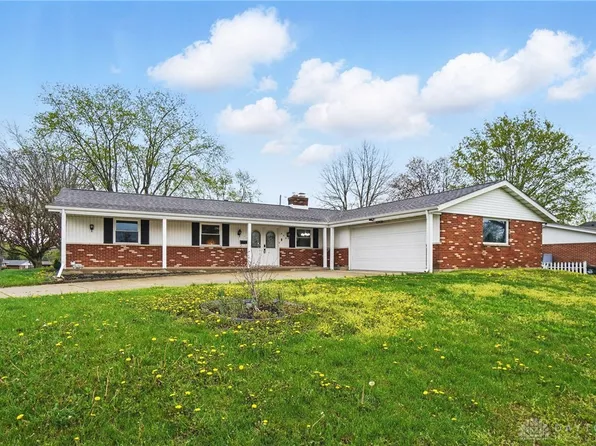 550 Rising Hill Dr, Fairborn, OH 45324