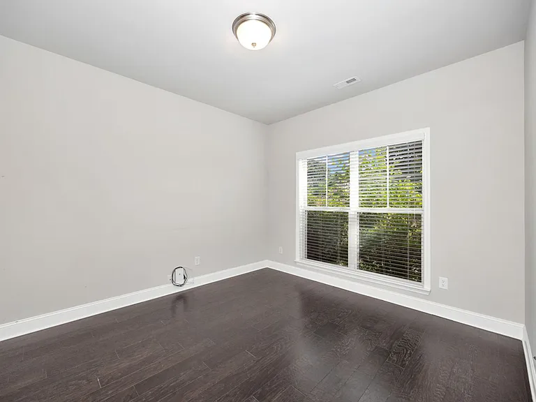 207 Blackwood Dr NW — Photo 11