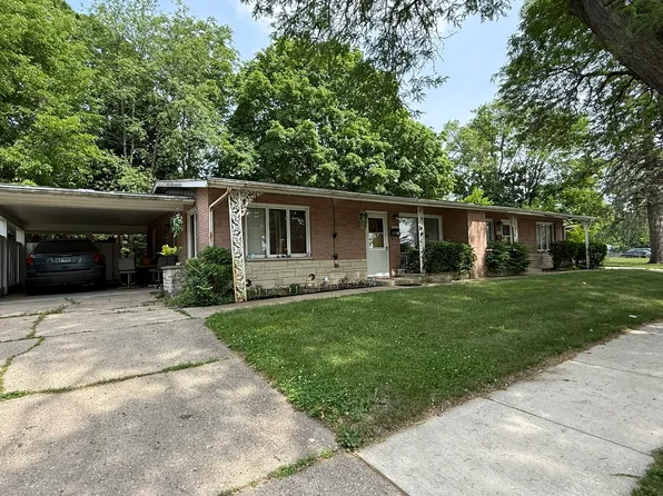 2612 Ohio Pkwy, Rockford, IL 61108