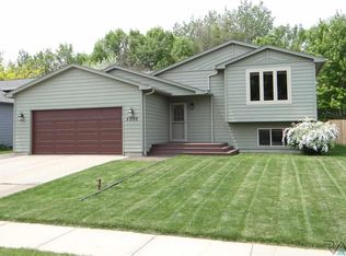 5009 S Anthony Ave, Sioux Falls, SD 57106