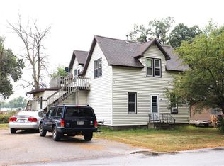 107 N Park Rd, Blair, WI 54616