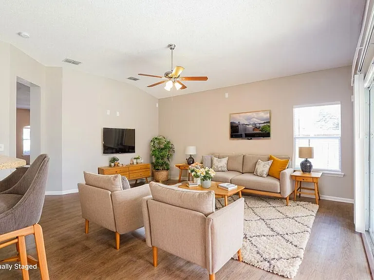 896 Bonaparte Landing Blvd — Photo 4