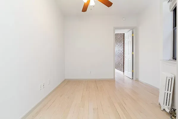Rented by REAL New York | media 15