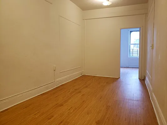 Rented by Brownstone Property Group | media 23