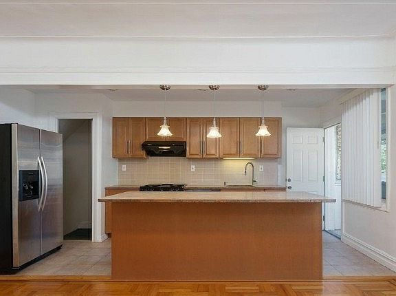4th image of 82-40 167th St #1