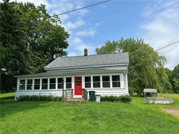 94 Clark Rd, Mexico, NY 13114