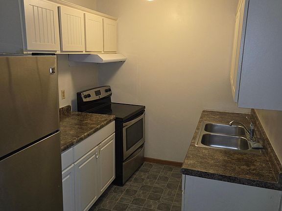 3rd image of 2616 Harriet Ave APT 105