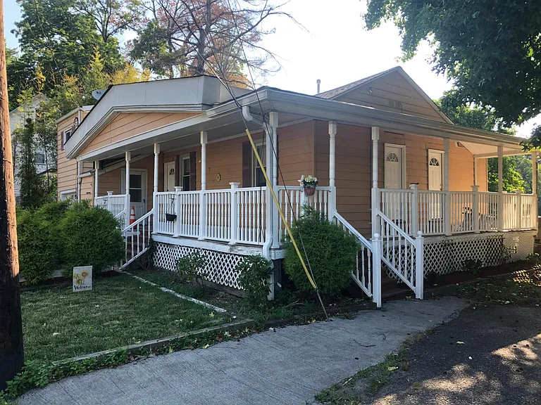 24 Hobson Ave — Photo 12
