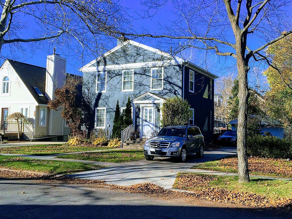 1st image of 945 Chapin Ave