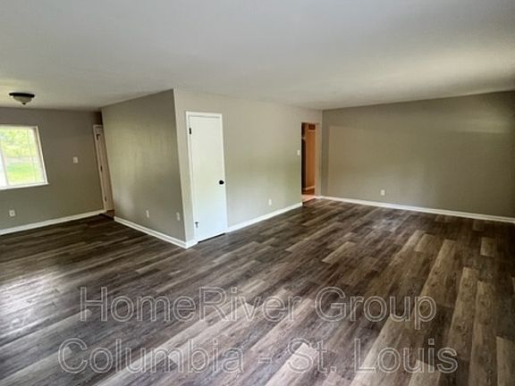 4th image of 478 Scenic Dr