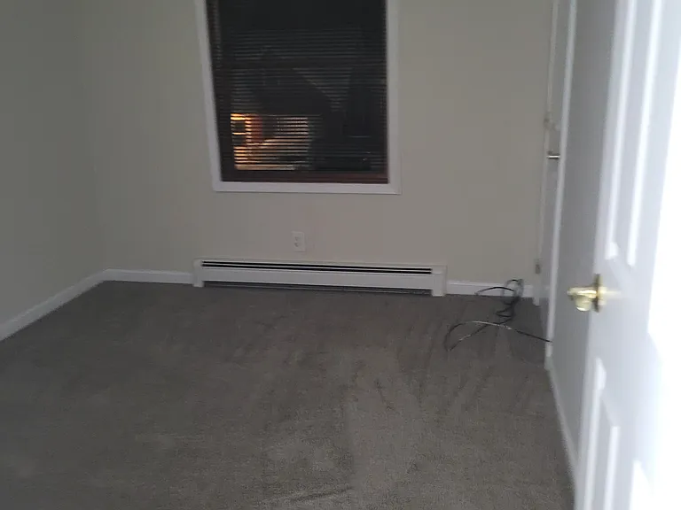 21 Workman Ave — Photo 2