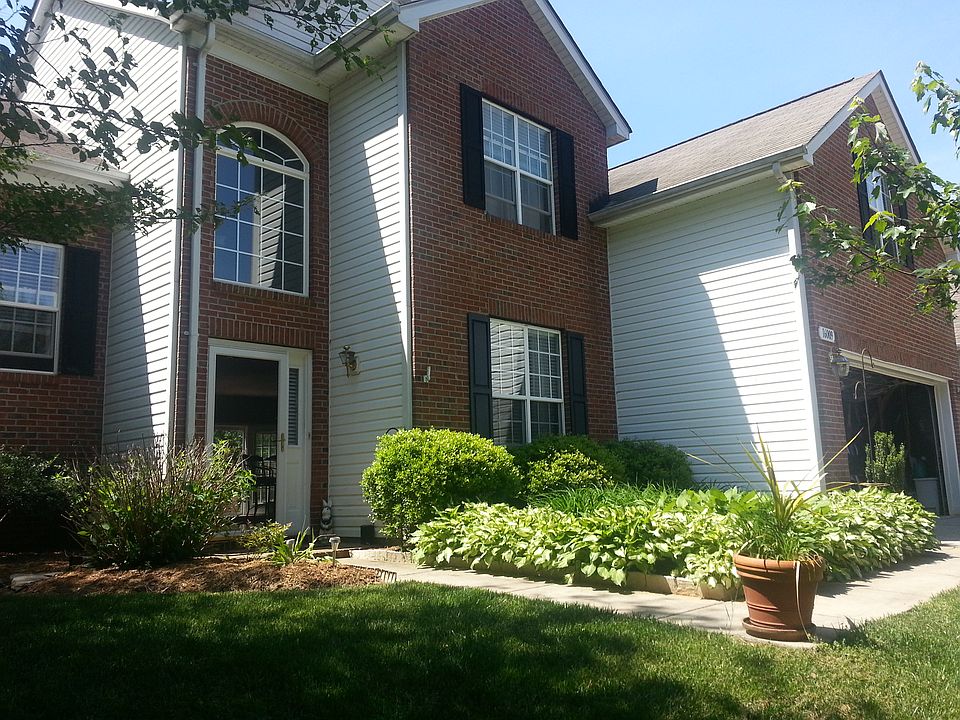 2nd image of 16009 Falling Meadows Ln