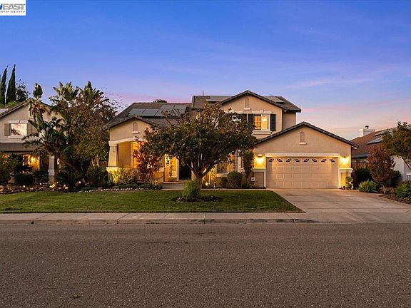 3rd image of 5251 Feather Way