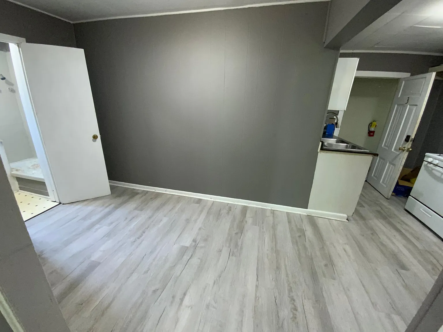 323 Orange St — Photo 3