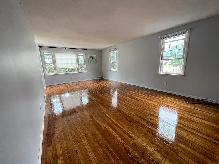 29 Pinebrook Dr — Photo 6