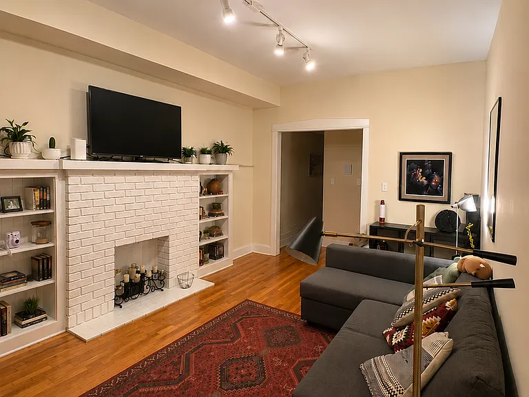 4852 N Drake Ave #2 — Photo 4